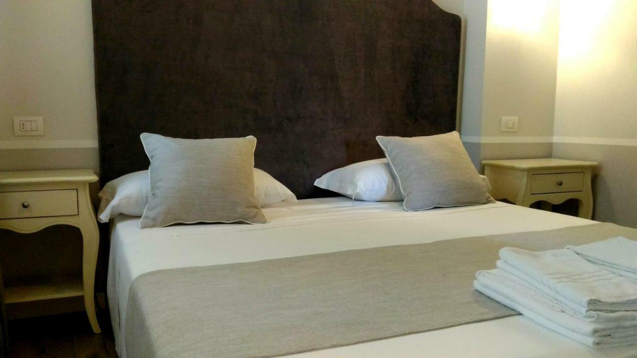 Spagnoi Rooms Кастельнуово-дель-Гарда Экстерьер фото