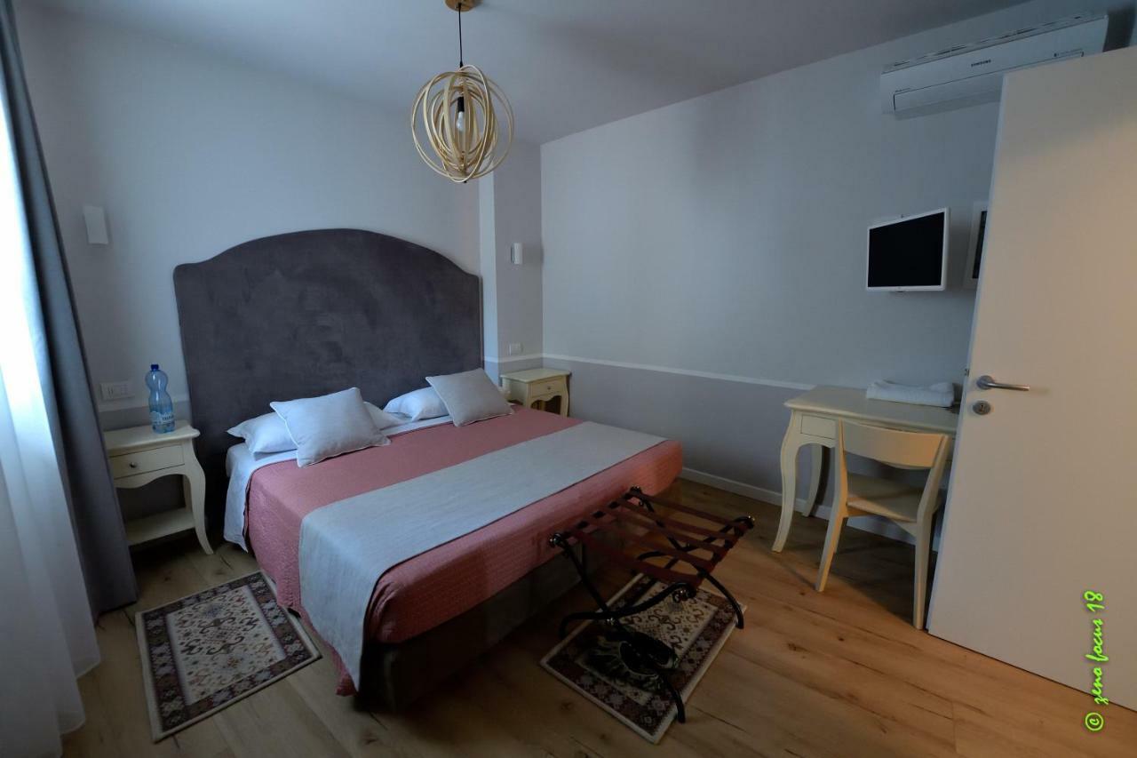 Spagnoi Rooms Кастельнуово-дель-Гарда Экстерьер фото